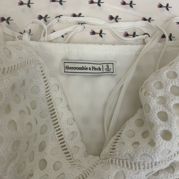 Abercrombie & Fitch eyelet lace dress - Picture 4 of 11
